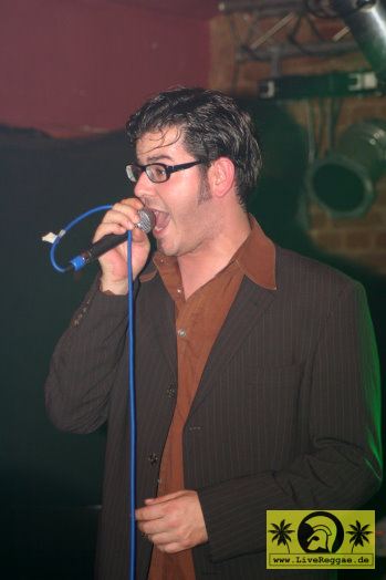 Dr. Woggle and The Radio (D) Alte Kaffeeroesterei, Plauen 04. November 2005 (18).jpg